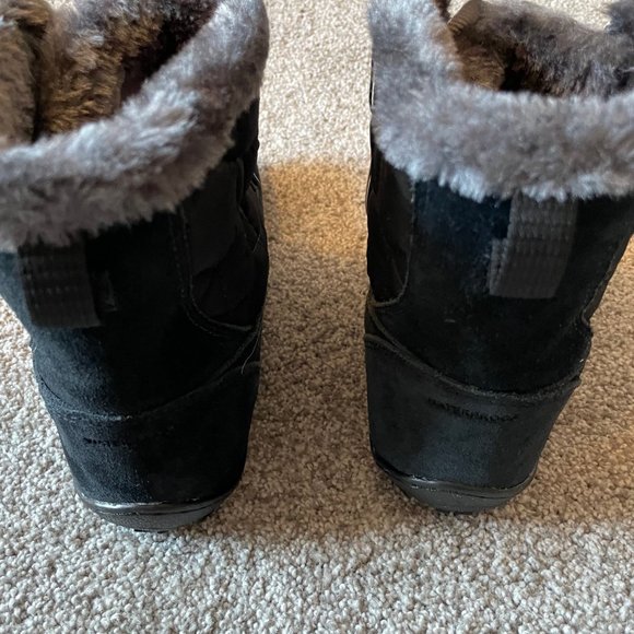 Columbia Women's Minx Shorty Omni Heat Size 9 Black - Picture 3 of 5